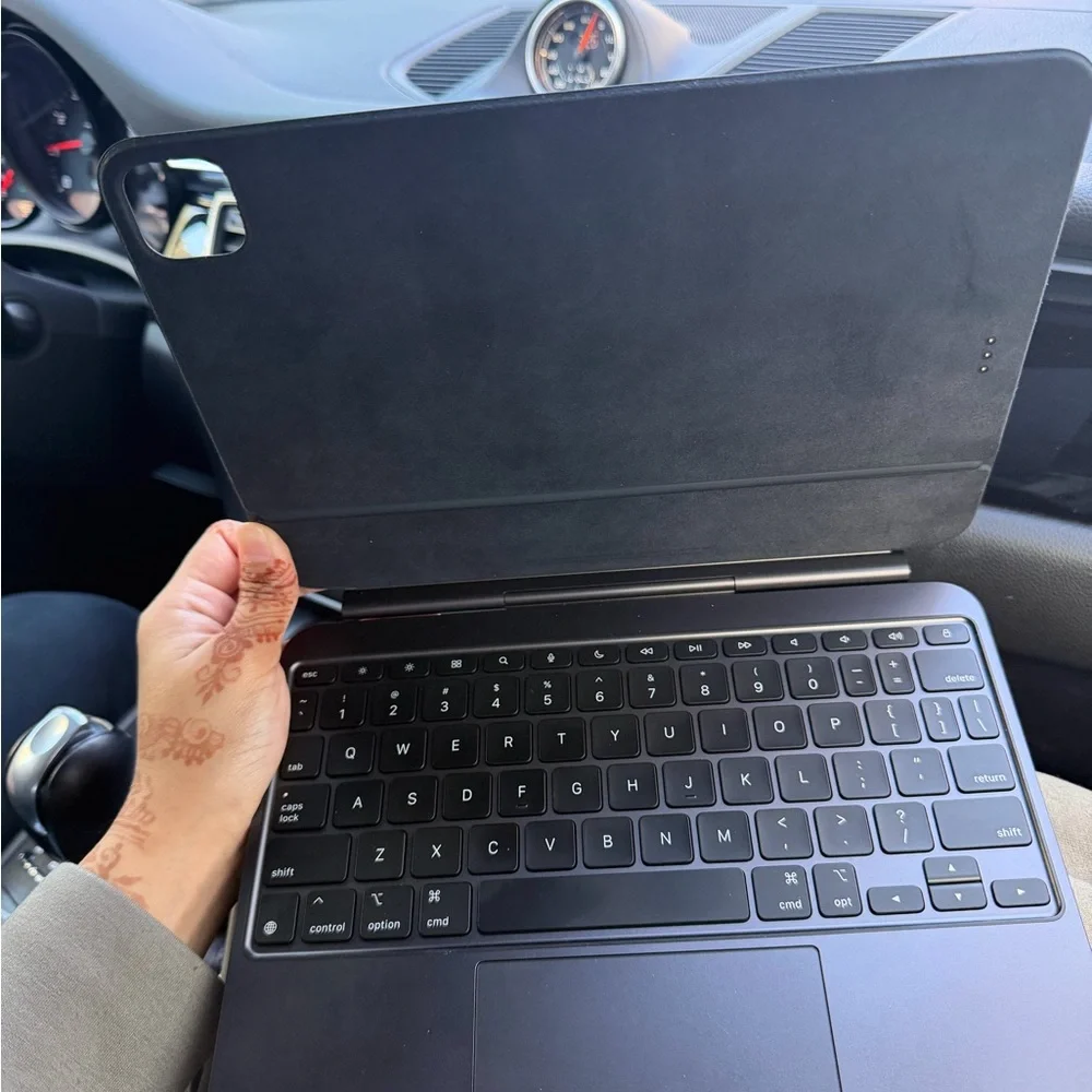 iPad Magic Keyboard - Picture 4 of 4